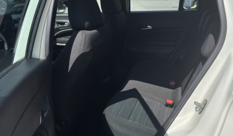 Jeep AVENGER 1.2 110HP MHEV DCT LONGITUDE full