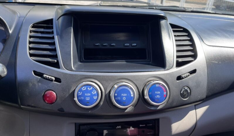 MITSUBISHI L200 1 1/2 CAB 2.5 DIESEL 136hp full