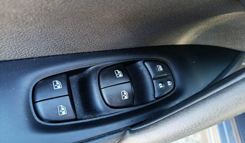 Nissan QASHQAI 1.3P 140HP ACENTA full