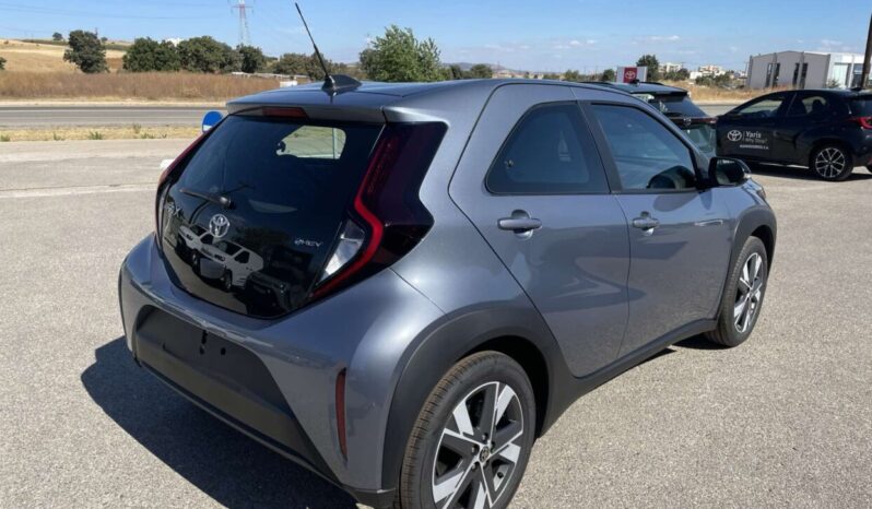 Toyota AYGO Cross(X) 1.5P HDF 116hp X-STYLE full