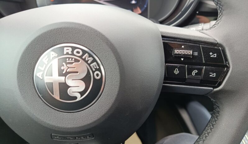 ALFA ROMEO Junior Sprint 1.2 eDCT 145hp MHEV full