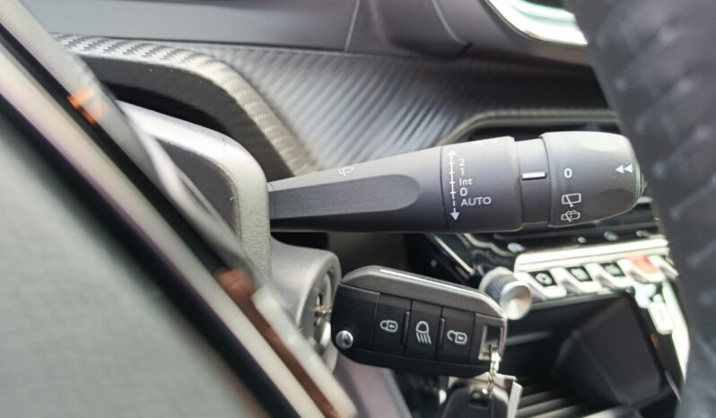 PEUGEOT 2008 FL 1.2 STYLE 100HP full