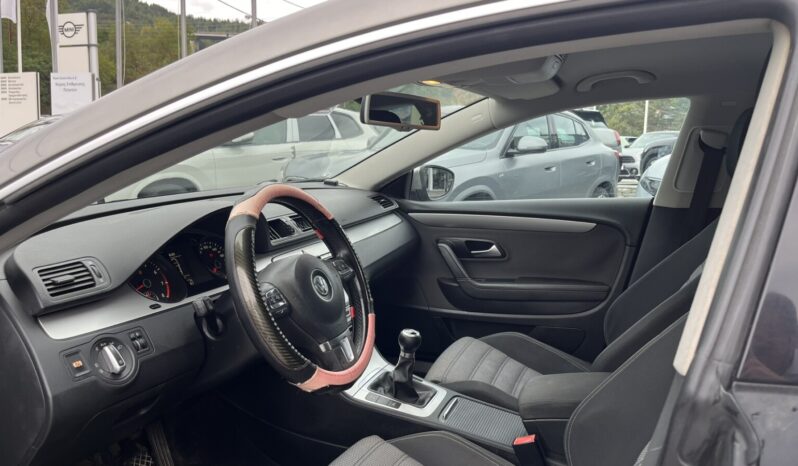 Volkswagen Passat CC 1.8 160hp full