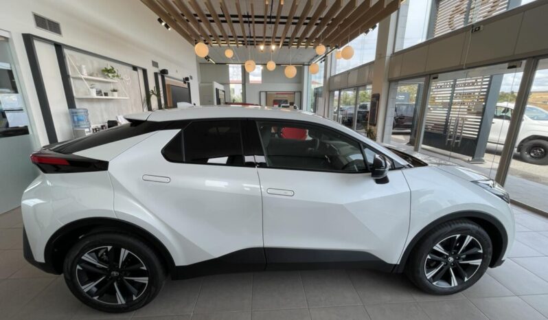 TOYOTA C-HR C-LUB 1.8 HEV full