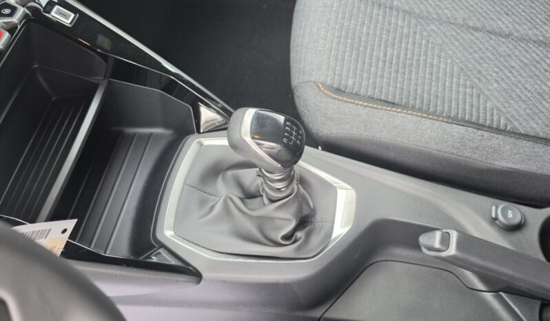PEUGEOT 2008 FL 1.2 STYLE 100HP full