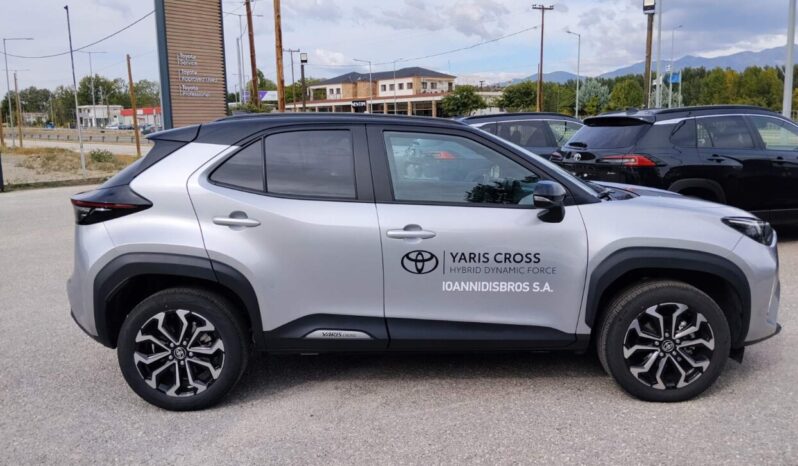 Toyota Yaris Cross 1.5 HDF 130hp Style Bitone full