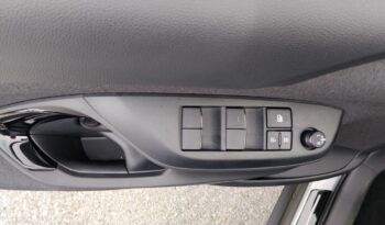 Toyota Yaris Cross 1.5 HDF 130hp Style Bitone full