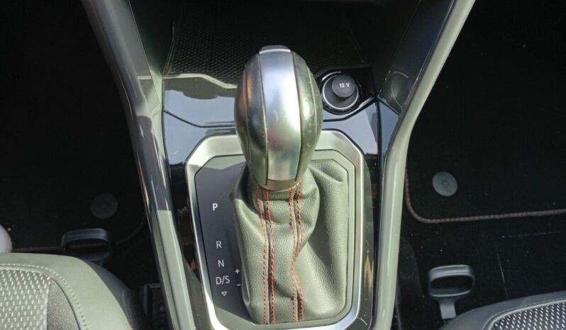 Volkswagen T-ROC 1.5 TFSI 150hp full